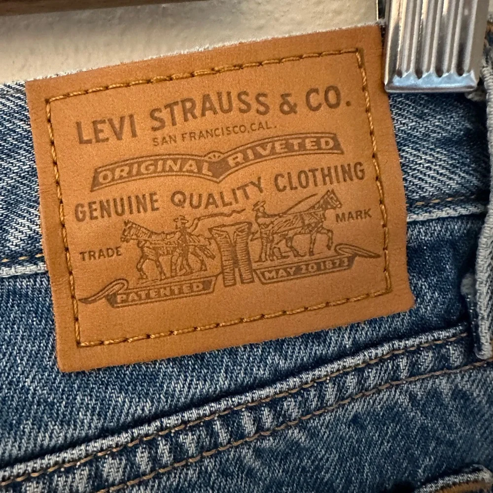 NWT Levi's Wedgie Jeans -‎ 100% Cotton Rigid Ankle Jeans, size 26
